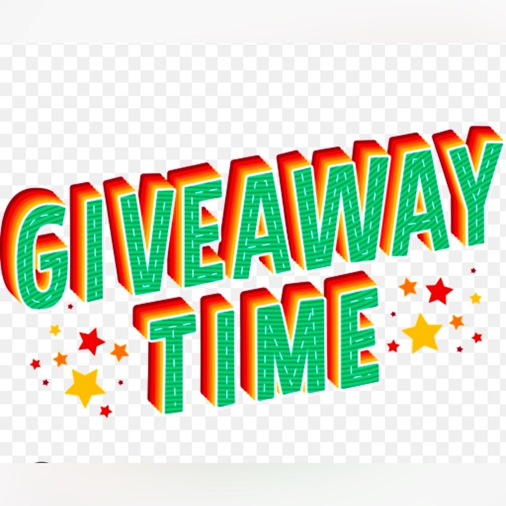 🥳GIVE AWAY ALERT🥳 I’ll be doing a GIVE AWAY during our live show!!!